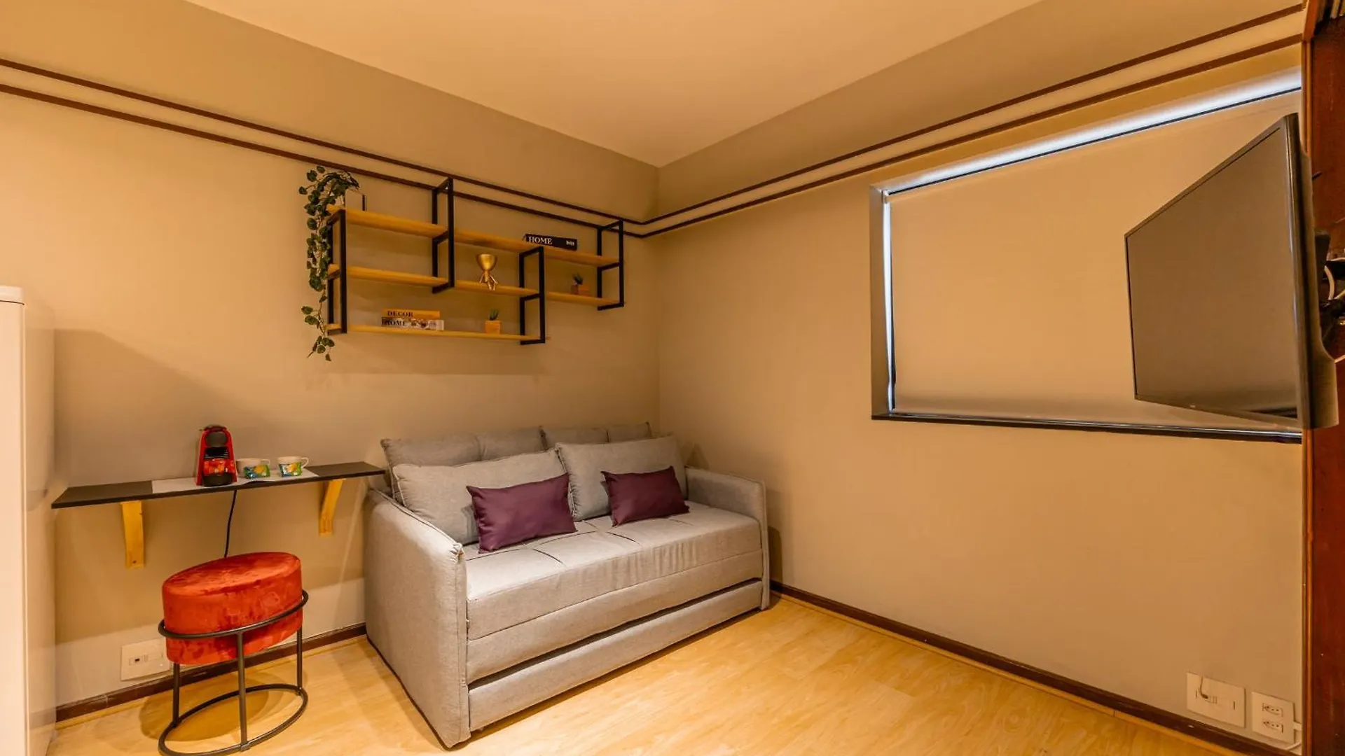 Easy Star - Charmoso Flat No Classico Jardim Paulista - Hr01I Sao Paulo 0*,  Brazil