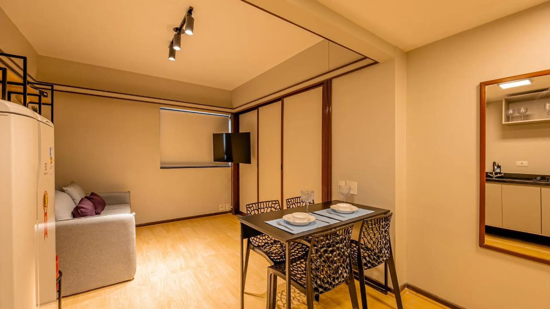 Easy Star - Charmoso Flat No Classico Jardim Paulista - Hr01I Sao Paulo Apartment